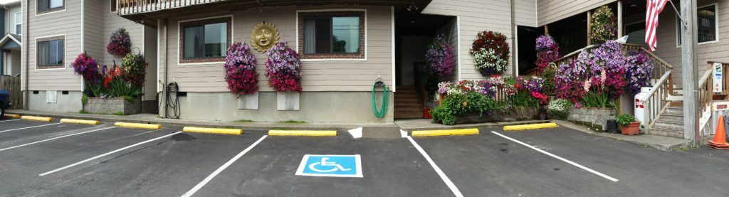 Tradewinds Motel in Rockaway Beach, United States